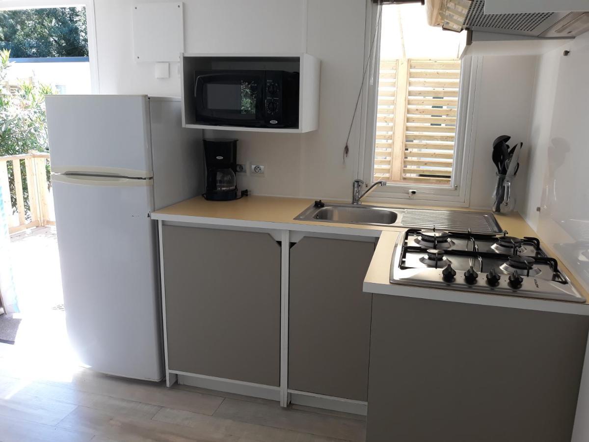 Mobilhome 6 Pers Avec Clim Saint-Georges-de-Didonne Ngoại thất bức ảnh